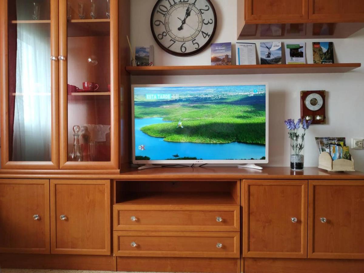 Lo Piset De La Torre Apartment Tremp Bagian luar foto